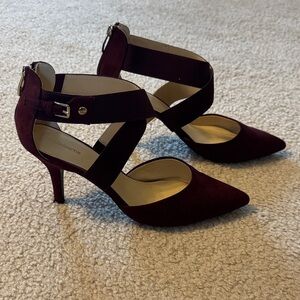 Liz Claiborne Burgundy Strappy Heels, size 10